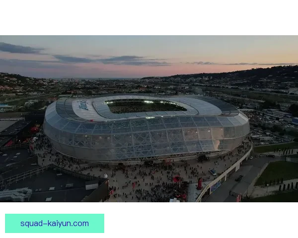 尼斯在法甲赛季中表现稳健,连续三场不败状态回暖。 尼斯在法甲赛季中表现稳健,连续三场不败状态回暖。